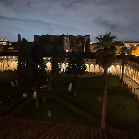 Camera X2 Con Magnifica Vista Sul Chiostro Di Michelangelo E Le Terme Di Diocleziano Roma Exterior foto